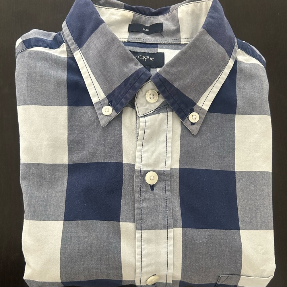 J Crew Men’s Blue Checkered Button Up Shirt Size M Slim Fit